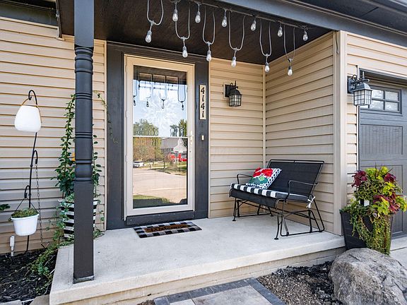 3rd image of 4141 Tamarack Ave