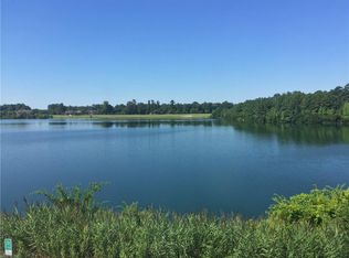 2302 Waters Edge Ln, Suffolk, VA 23435