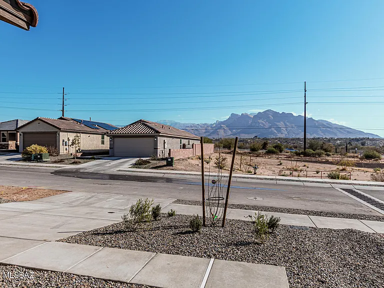 9253 N Agave Gold Rd — Photo 31