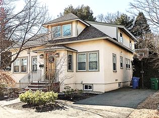 8 Meredith Ave, Newton, MA 02461