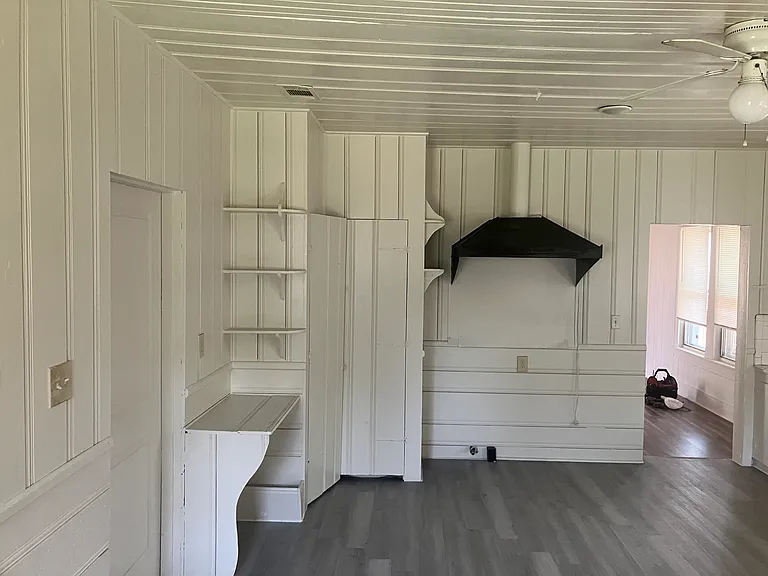 2921 Bomar Ave — Photo 4