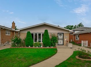 8510 S Komensky Ave, Chicago, IL 60652