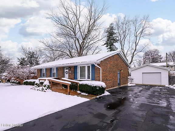 2nd image of 1225 Sportsman Dr
