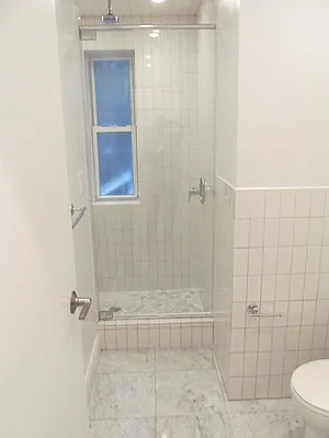 Rented by PMG Real Estate  | media 36