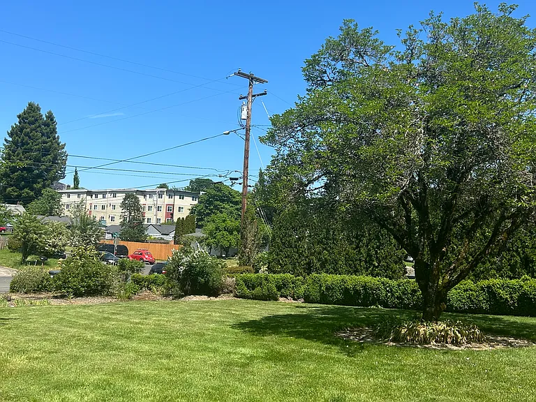 2900 SW Morris Ave — Photo 4