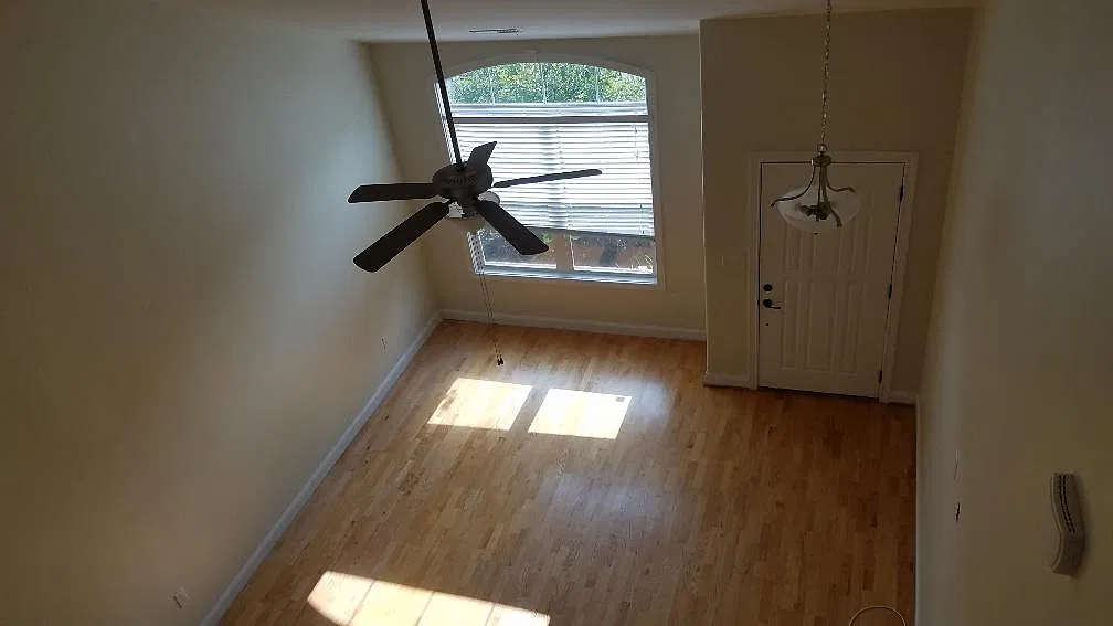 156 Riviera Dr — Photo 3