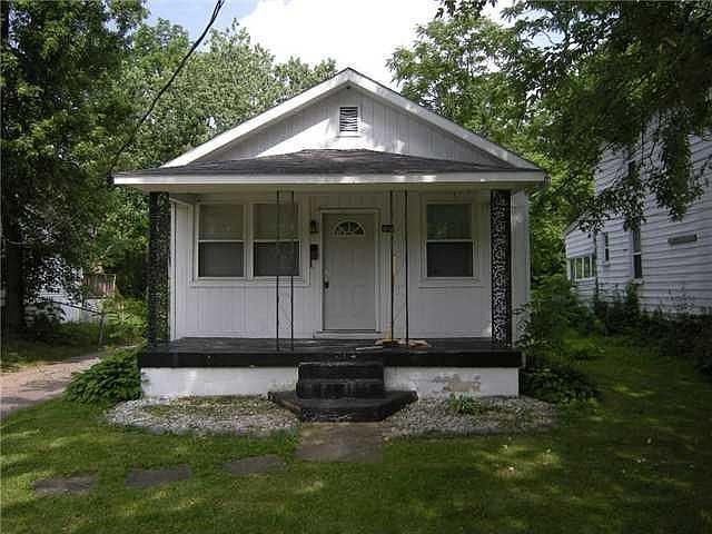 1st image of 466 Maplewood Ave