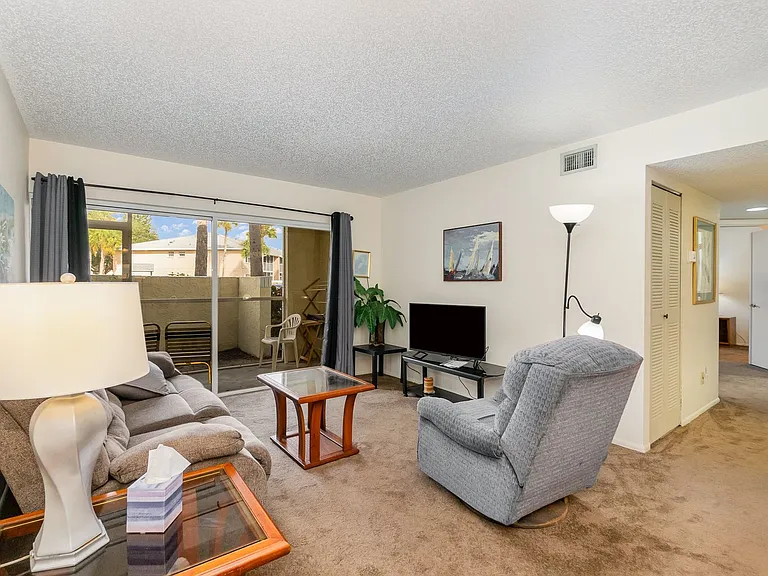 993 Sonesta Ave NE #A103 — Photo 3