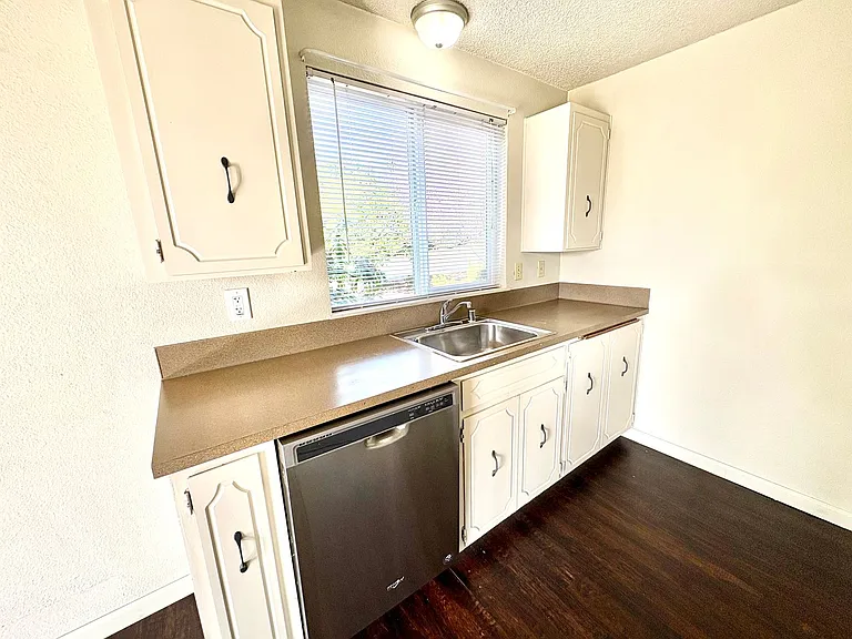 1120 Browns Point Blvd E #A — Photo 13