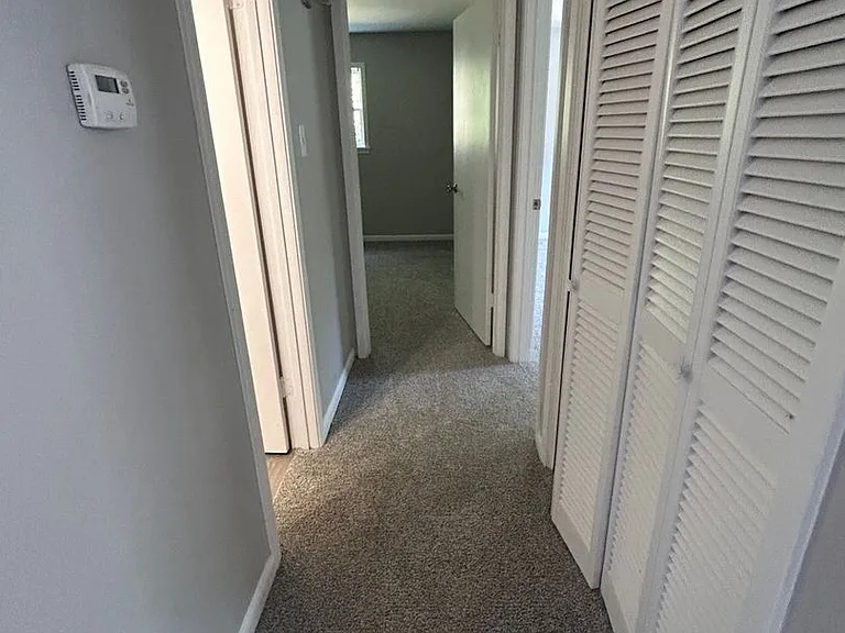 711 Melody Ln #B8 — Photo 5