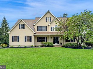 10 Evans Ln, Lawrence Township, NJ 08648