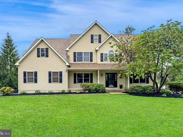 10 Evans Ln, Lawrence Township, NJ 08648