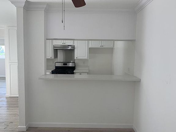 5th image of 1409 Superior Ave APT J