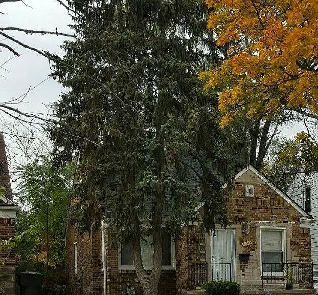 14915 Griggs St — Photo 1