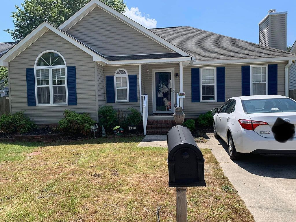 412 Wallace Way - Property Image