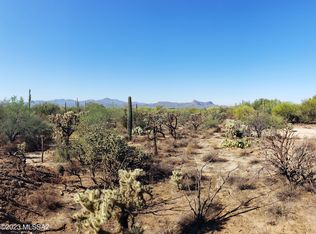 4701 W Flying Diamond Dr, Tucson, AZ 85742