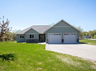 1622 Donway Ct NE, Alexandria, MN 56308