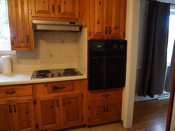 4th image of 3908 W End Dr