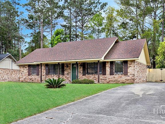 4th image of 717 Little John Drive