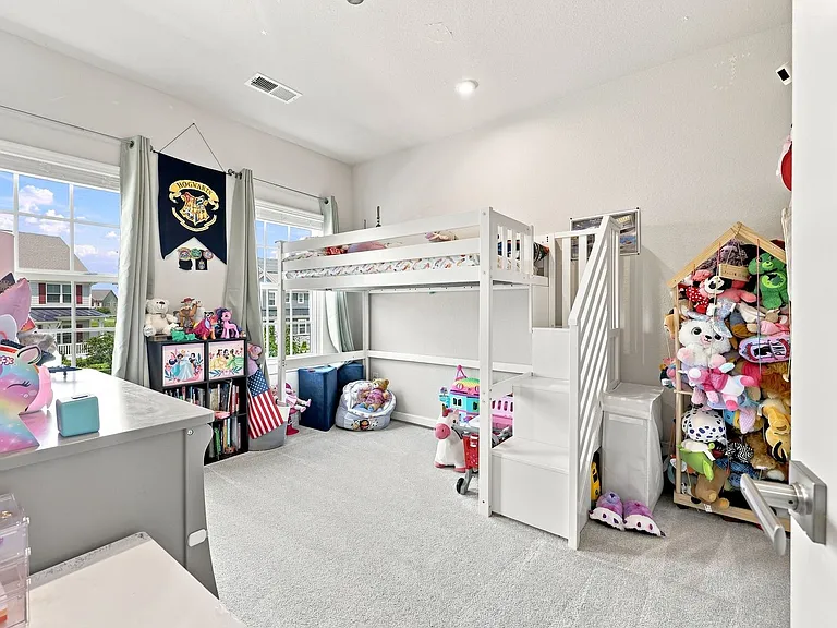 1032 Olmstead St — Photo 21