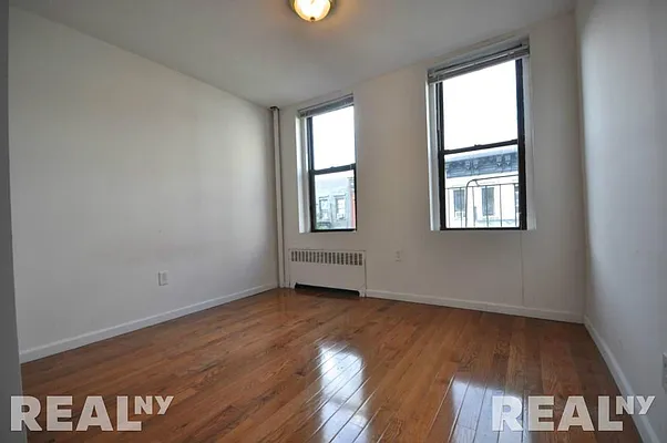 Rented by REAL New York | media 3