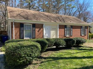 4720 Radcliff Rd, Raleigh, NC 27609