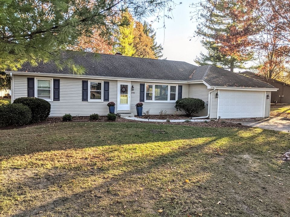 1st image of 21401 W Starry Ln