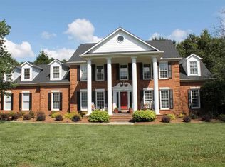 404 Meadowsweet Ln, Greenville, SC 29615