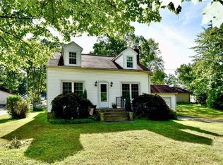 6480 Wall St, Ravenna, OH 44266