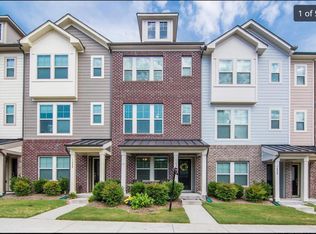 1424 Providence Green Ln, Apex, NC 27502