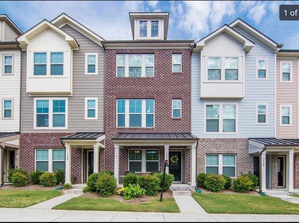 1424 Providence Green Ln, Apex, NC 27502