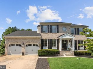4 Silktree Ct, Catonsville, MD 21228