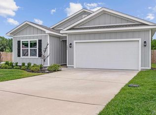 906 Windmill Cir, Cantonment, FL 32533