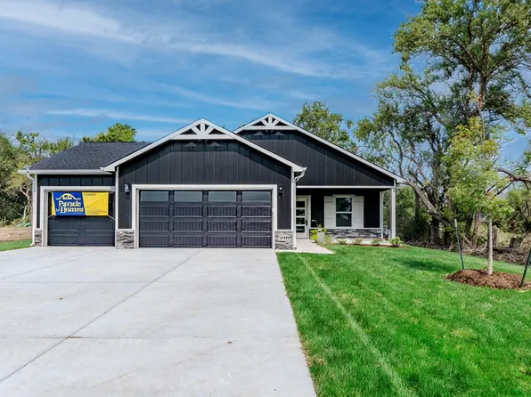 2390 E Thunder St, Wichita, KS 67219