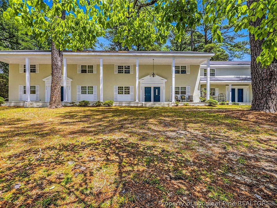 1st image of 2328 Barrington Cir