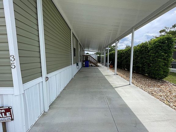 5th image of 35 Orange Tree Cir