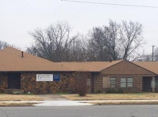 1501 W 4th St, Coffeyville, KS 67337