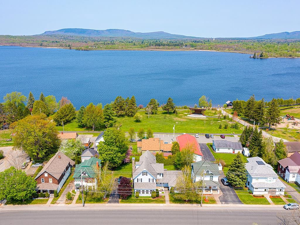 47 Lake St, Tupper Lake, NY 12986 | Zillow