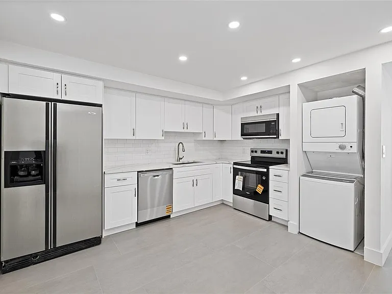 1360 S Ocean Blvd #403 — Photo 27