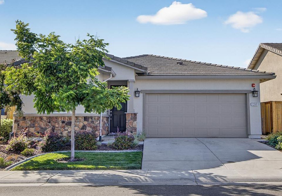1st image of 1296 Esplanade Ln