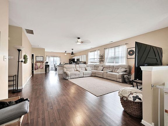 3rd image of 1159 Auburn Meadow Ln