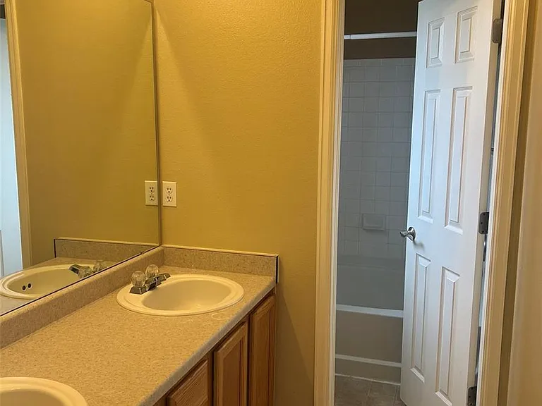 220 Granby Way #A — Photo 11