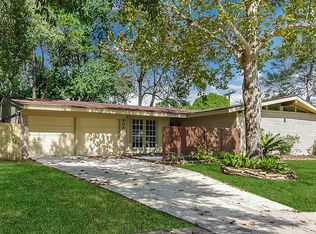 6050 Warm Springs Rd, Houston, TX 77035