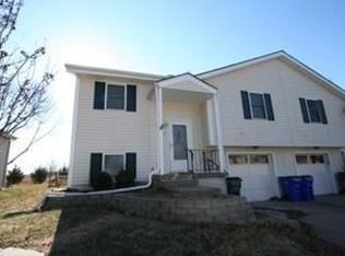 1203 E Johnston St, Olathe, KS 66061