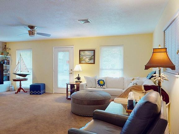 5th image of 4327 Lister St