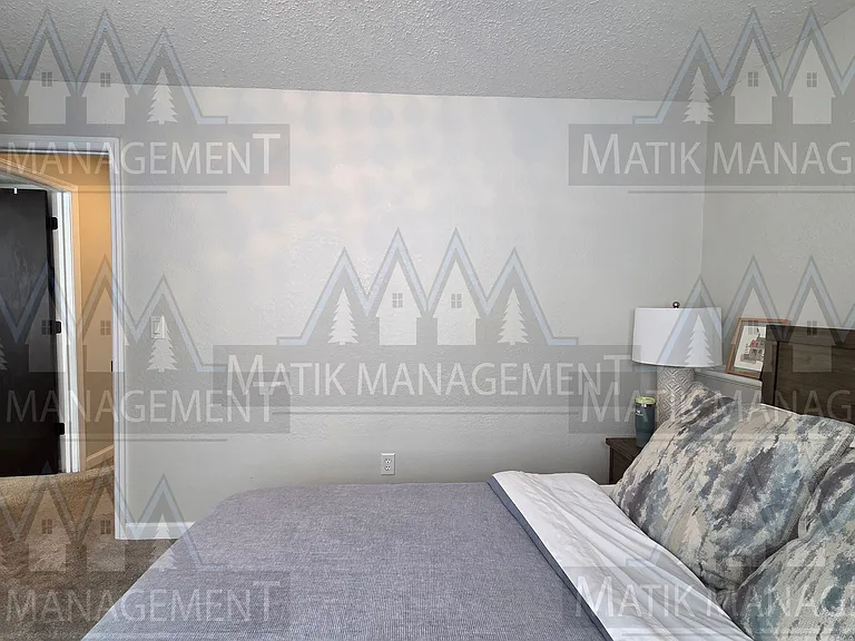 4287 Trumpeter Dr SE — Photo 49