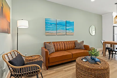 111 W Sunny Isle Dr Photo 1