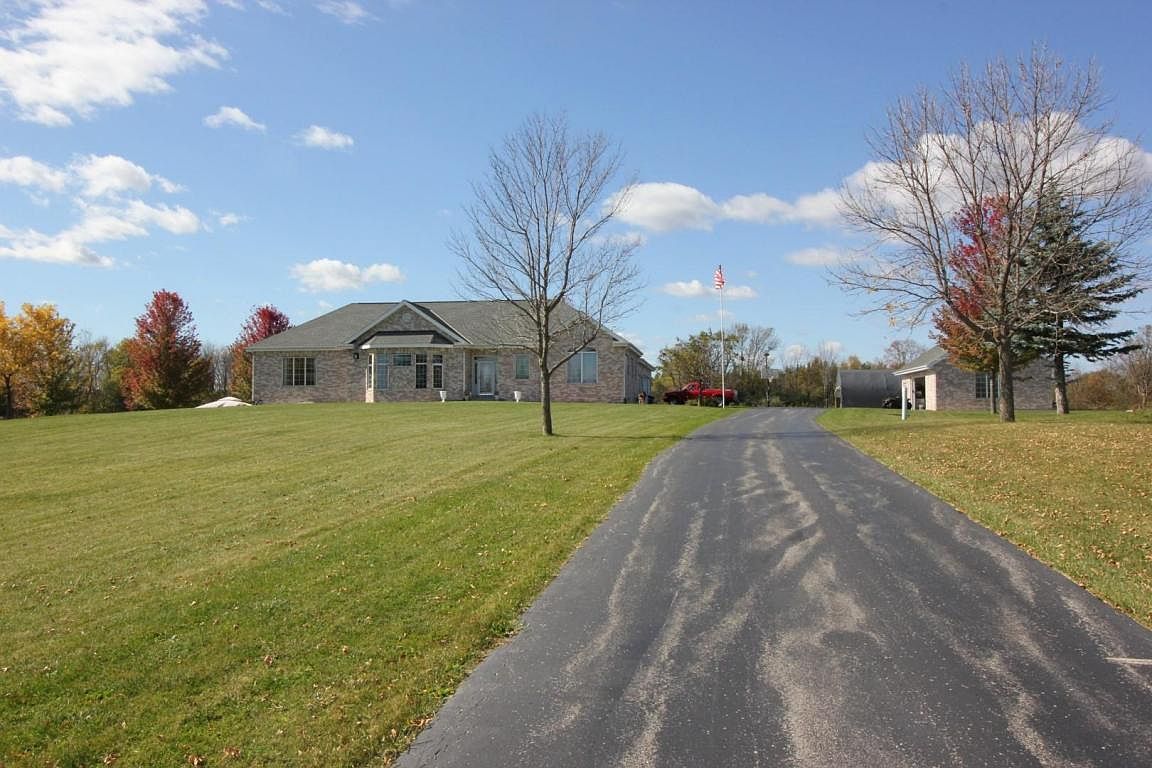 W200S8443 Woods Rd, Muskego, WI 53150 Zillow