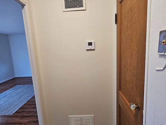 4th image of 6725 Wanda Ave