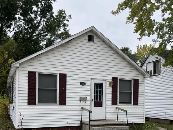 1267 Langeland Ave, Muskegon, MI 49442